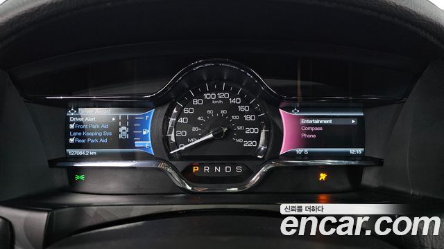 Lincoln MKS 2014 — photo 8