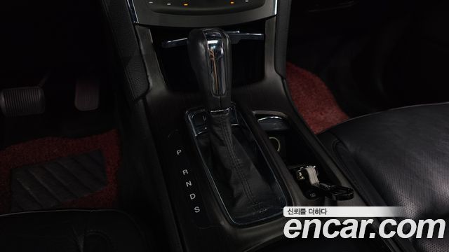 Lincoln MKS 2014 — photo 9