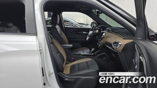 Chevrolet Korea Trailblazer 2022 — photo 11