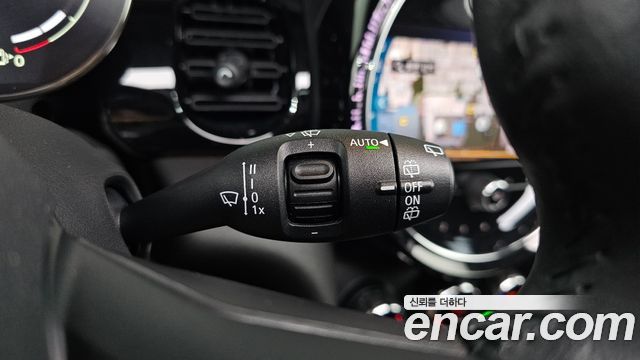 Mini Cooper 2022 — photo 23