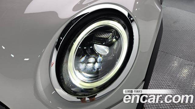 Mini Cooper 2022 — photo 8