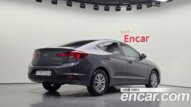 Hyundai AVANTE 2020 — photo 2