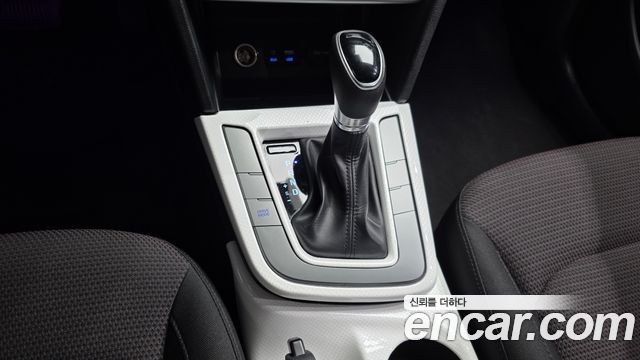 Hyundai AVANTE 2020 — photo 9