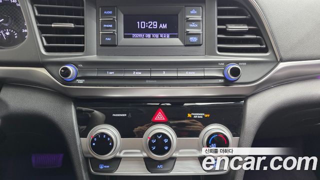 Hyundai AVANTE 2020 — photo 15