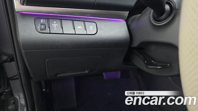 Hyundai AVANTE 2020 — photo 18
