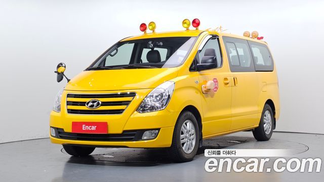 Hyundai Starex 2016 — photo 1