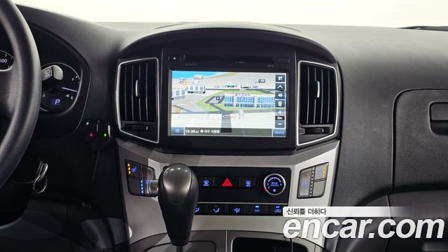 Hyundai Starex 2016 — photo 13