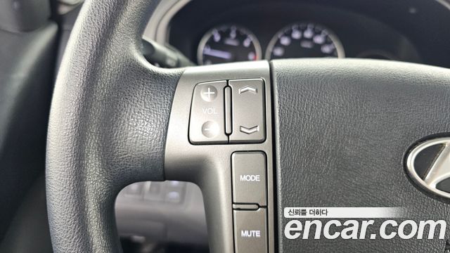 Hyundai Starex 2016 — photo 18