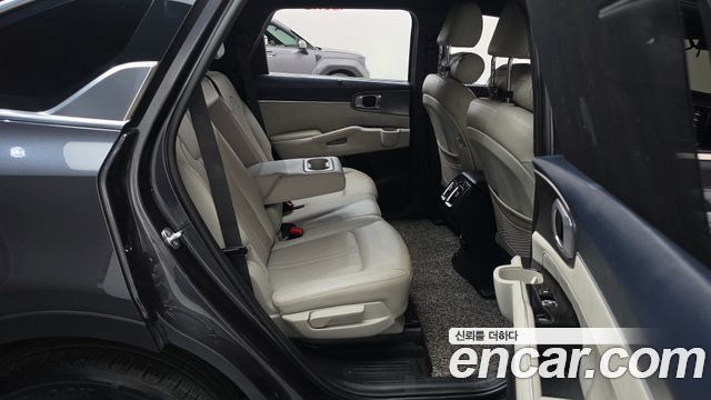 Kia Sorento 2021 — photo 17