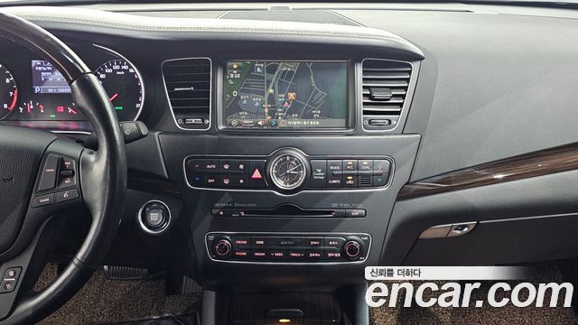 Kia K7 2015 — photo 20