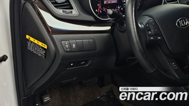 Kia K7 2015 — photo 22