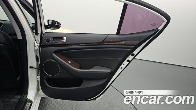 Kia K7 2015 — photo 15