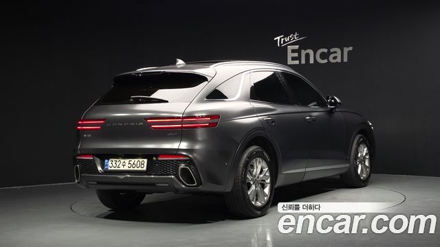 Genesis GV70 2021 — photo 2