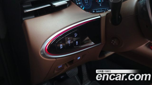 Genesis GV70 2021 — photo 27