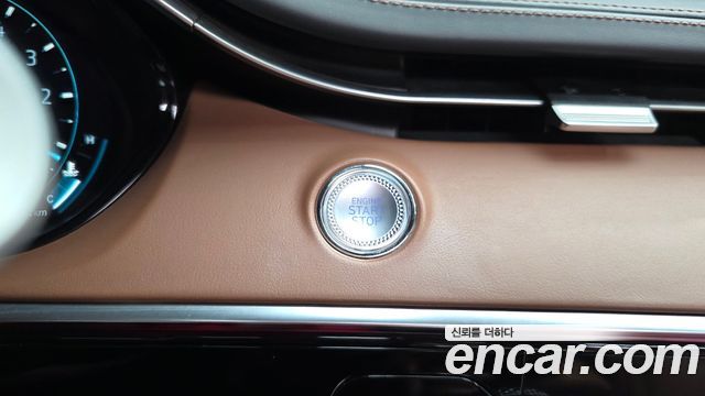 Genesis GV70 2021 — photo 28