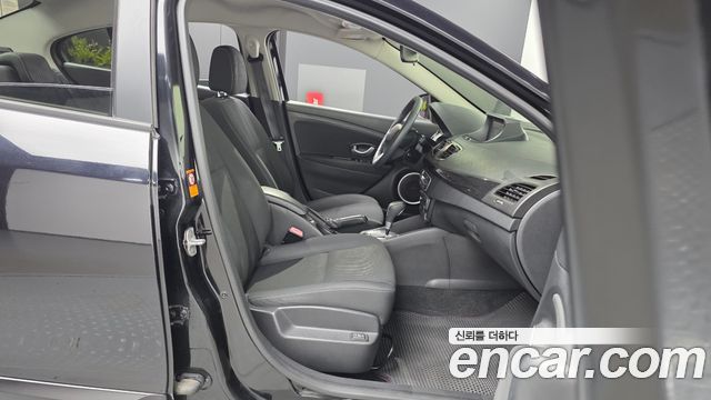 Renault Korea SM3 2015 — photo 17