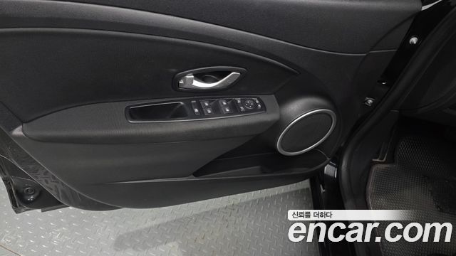 Renault Korea SM3 2015 — photo 31