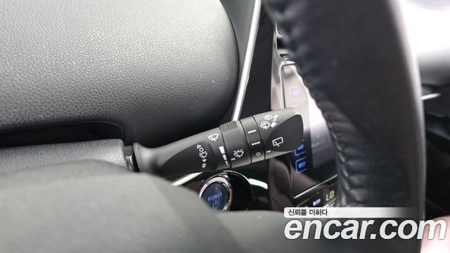 Toyota Prius 2016 — photo 23