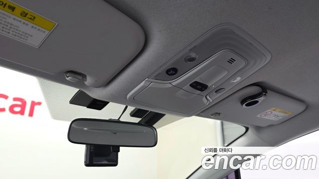 Toyota Prius 2016 — photo 25