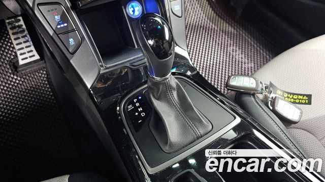 Hyundai i40 2017 — photo 9