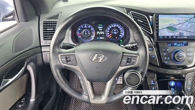 Hyundai i40 2017 — photo 13