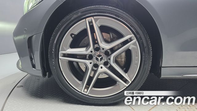 Mercedes-Benz C-Class 2019 — photo 5