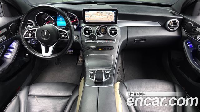 Mercedes-Benz C-Class 2019 — photo 7