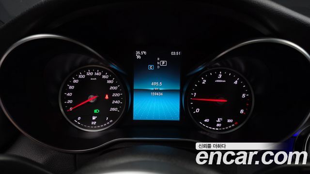 Mercedes-Benz C-Class 2019 — photo 8