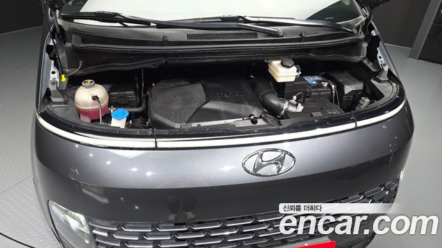 Hyundai Staria 2022 — photo 6