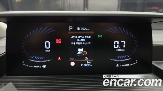 Hyundai Staria 2022 — photo 11