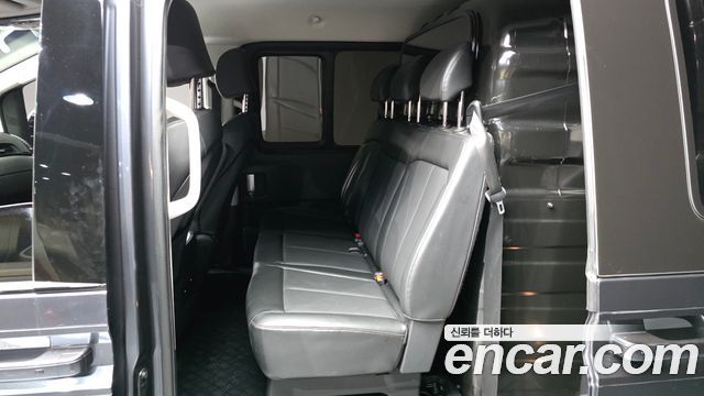 Hyundai Staria 2022 — photo 16
