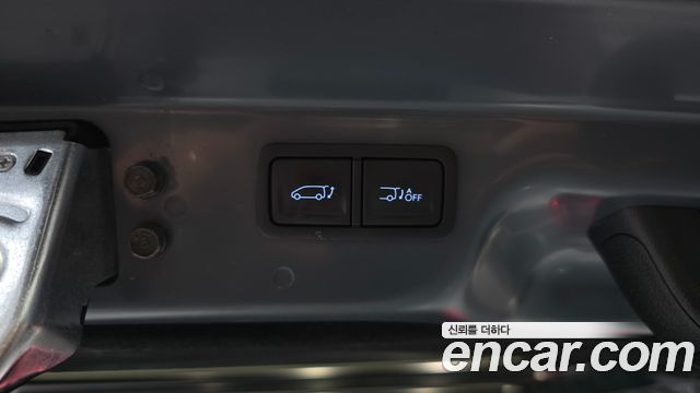 Hyundai Staria 2022 — photo 28