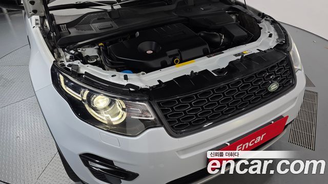 Land Rover Discovery Sport 2018 — photo 6
