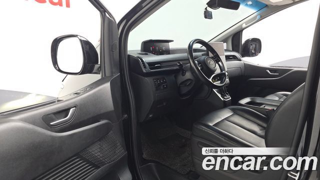 Hyundai Staria 2022 — photo 10