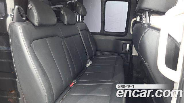 Hyundai Staria 2022 — photo 11
