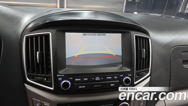 Hyundai Starex 2018 — photo 16