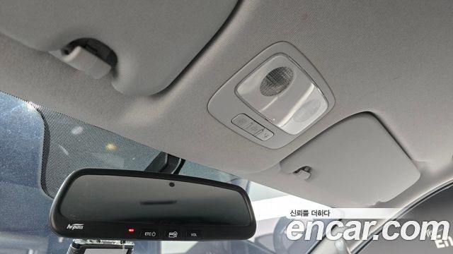 Hyundai Starex 2018 — photo 19