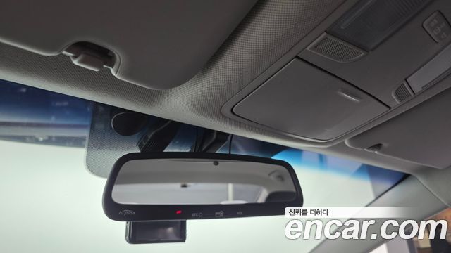 Hyundai AVANTE 2016 — photo 19