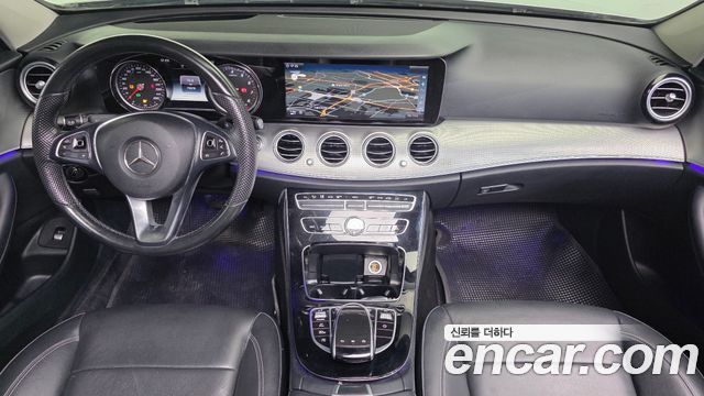Mercedes-Benz E-Class 2017 — photo 7