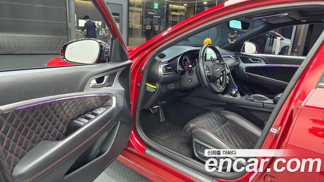 Genesis G70 2018 — photo 10