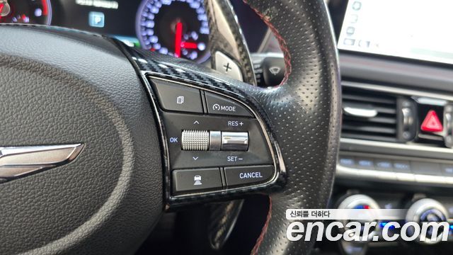 Genesis G70 2018 — photo 16