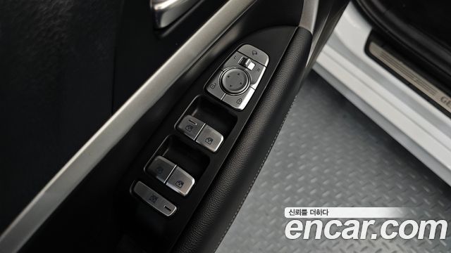 Genesis G70 2021 — photo 16