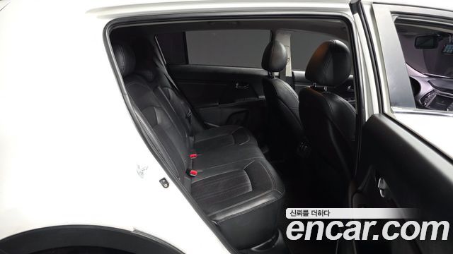Kia Sportage 2015 — photo 18
