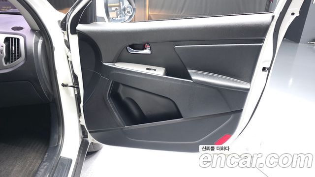Kia Sportage 2015 — photo 14