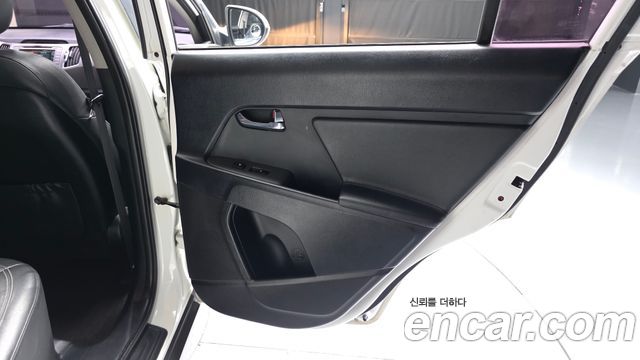Kia Sportage 2015 — photo 15