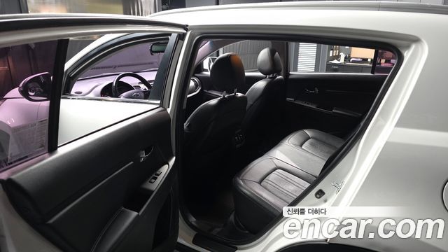 Kia Sportage 2015 — photo 16