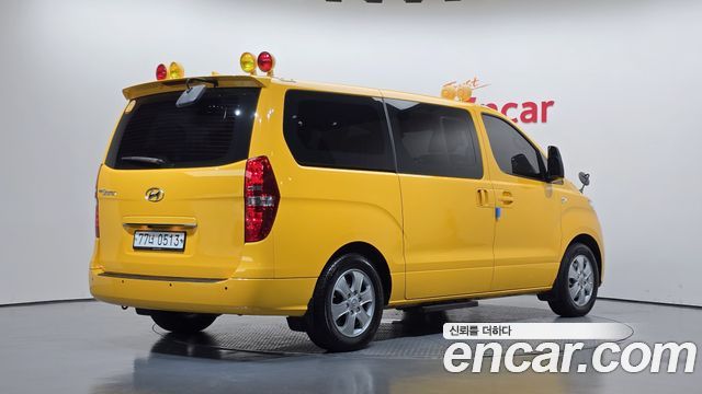 Hyundai Starex 2020 — photo 2