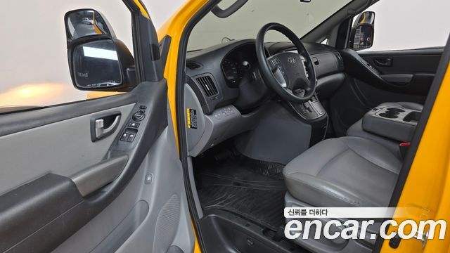 Hyundai Starex 2020 — photo 10