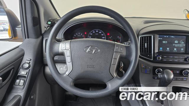 Hyundai Starex 2020 — photo 13