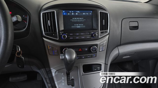 Hyundai Starex 2020 — photo 14